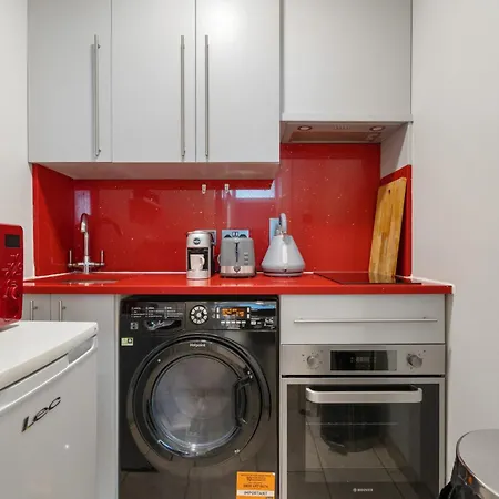 Modern Studio Apartment Londres Extérieur photo