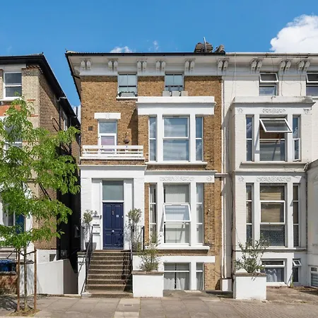 Modern Studio Apartment Londres Extérieur photo