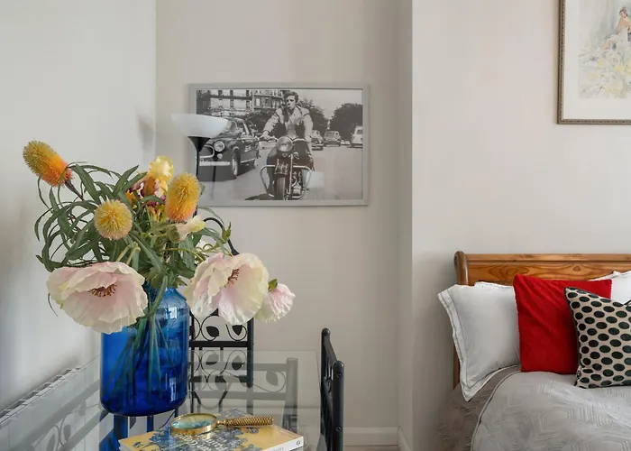 Modern Studio Apartment